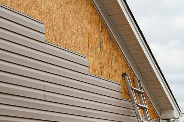 24/7 Emergency Storm Damage Siding Repair experts in New Florence, PA
